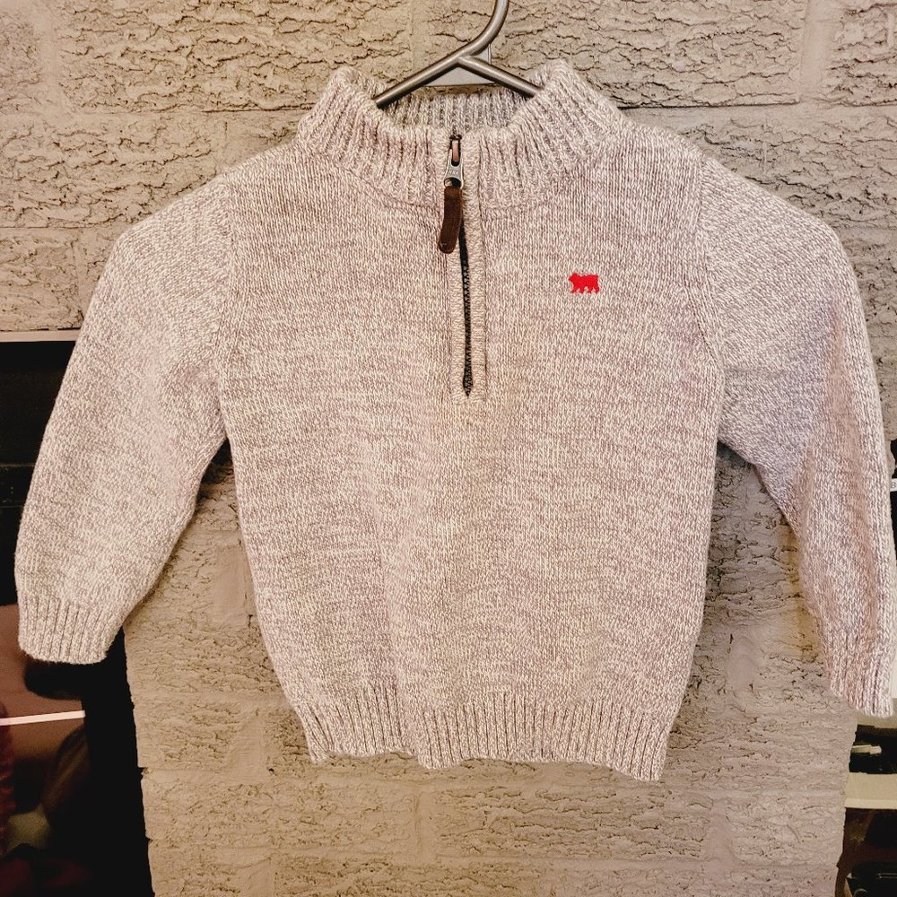 Knitted light grey sweater